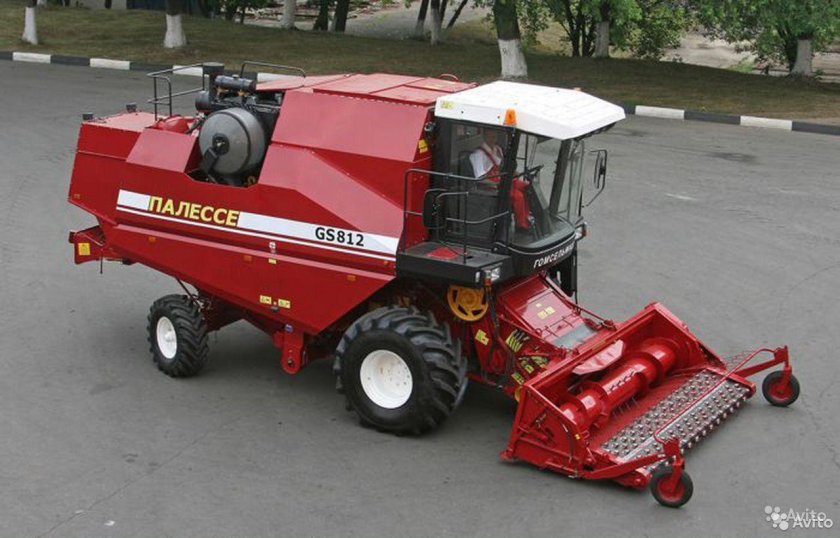 Комбайн КЗС 812