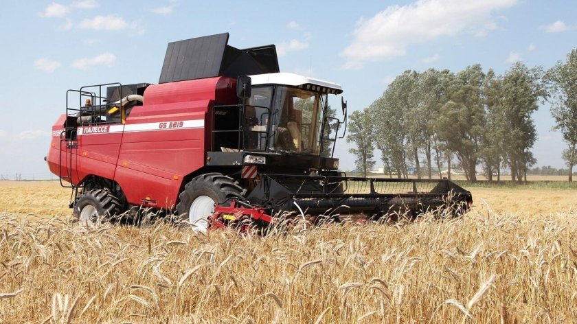 Комбайн Гомсельмаш 2124