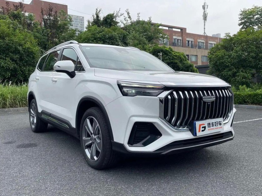 Geely внедорожник 2023