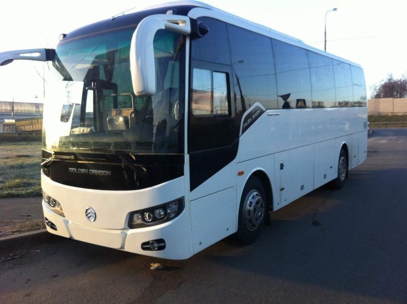 Автобус Golden Dragon xml6126jr
