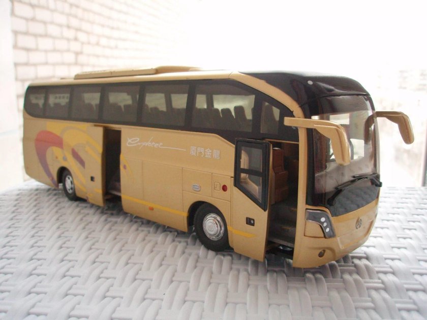 Голден драгон автобус