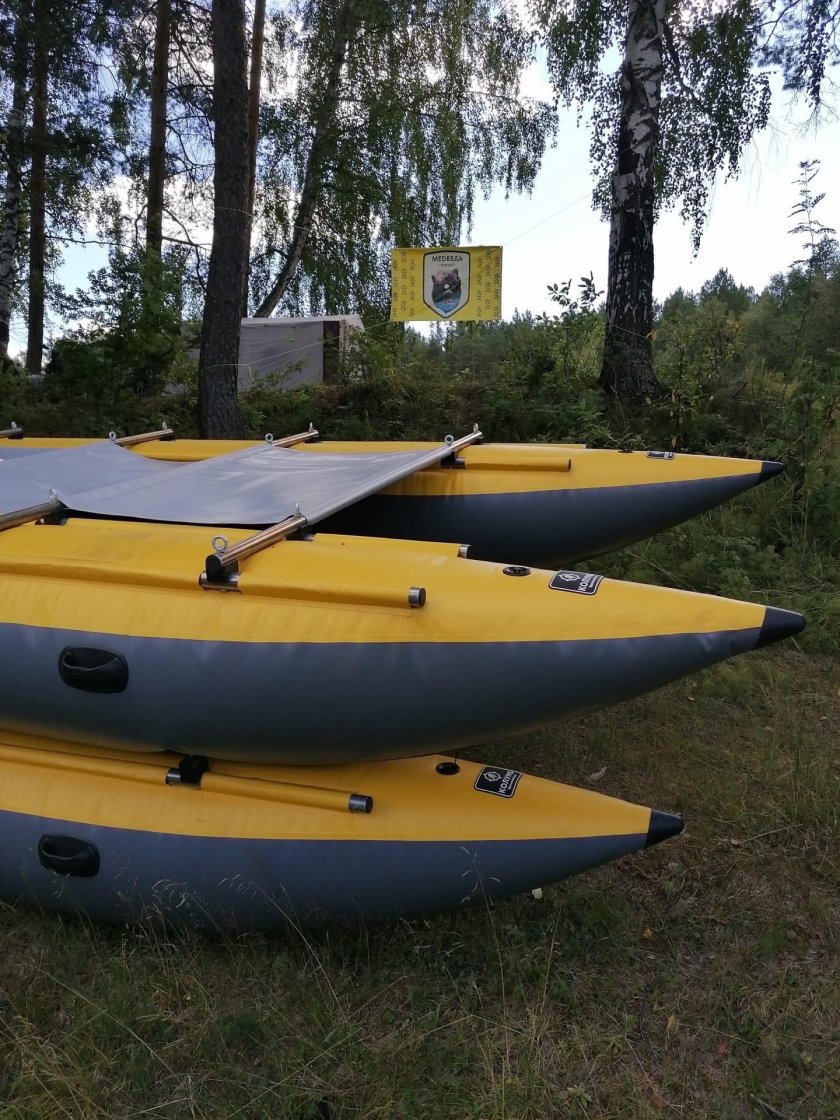 Катамаран монобаллон