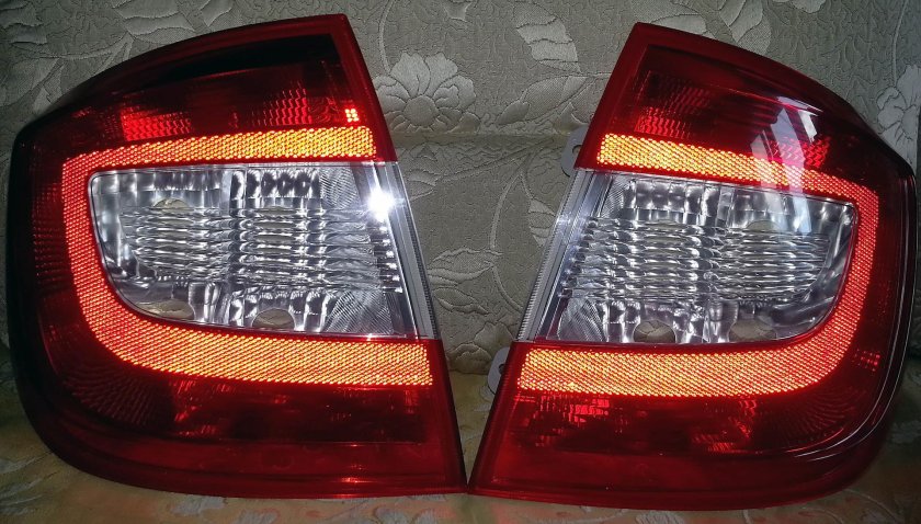 Задние фонари Skoda Rapid