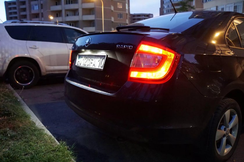 Задние диодные фары Шкода Рапид