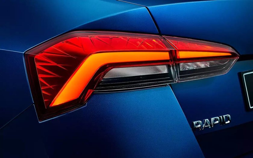 Задний фонарь Шкода Рапид 2020