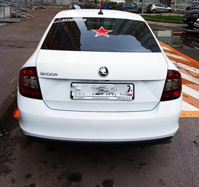 Шкода Рапид тонировка фонарей