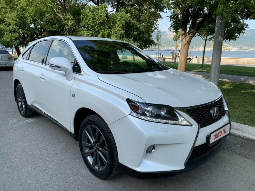 Лексус РХ 350 2013 белый