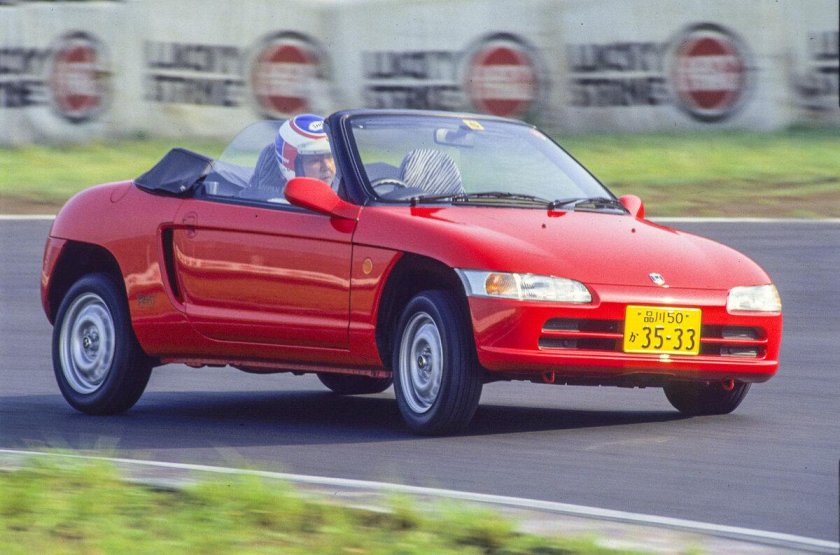 Спорткар 2022