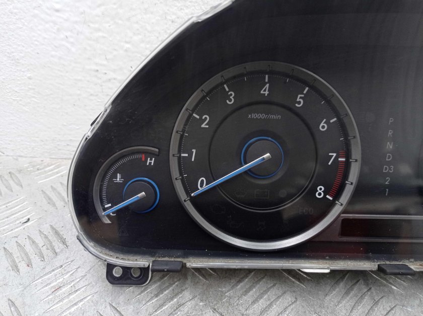 Приборная панель Хонда Кросстур