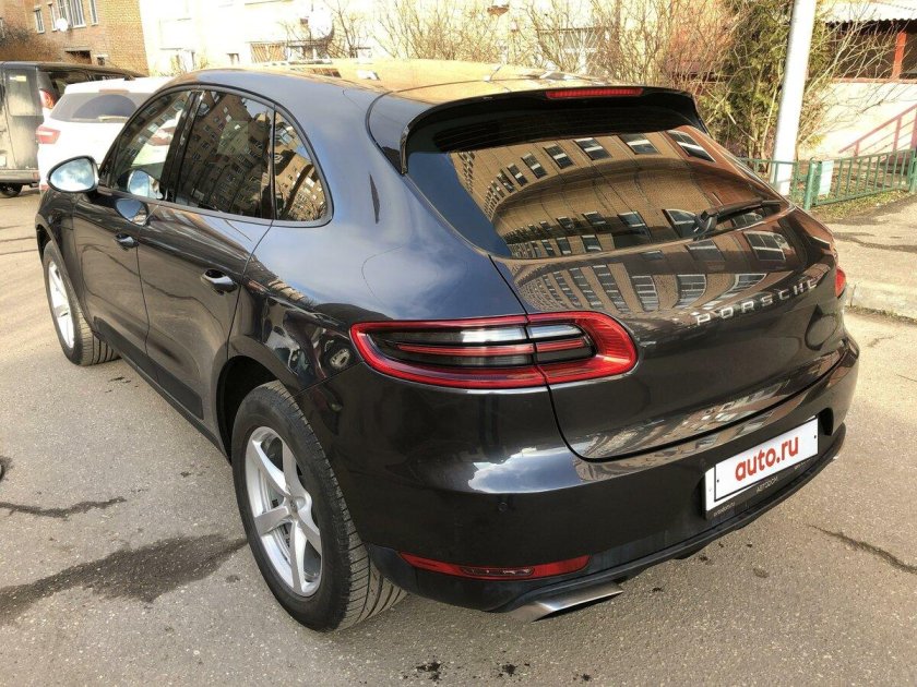 Порше макан