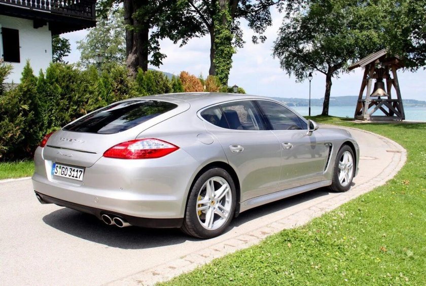 Порше Панамера купе 2012