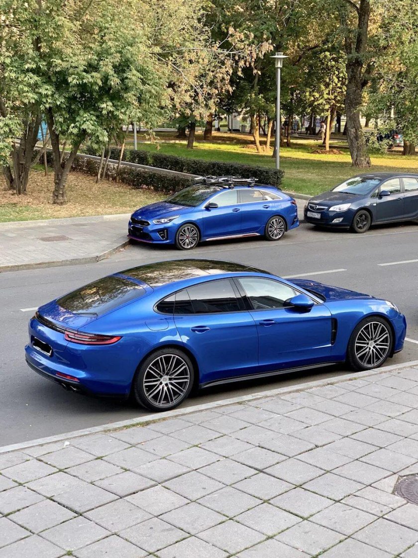 Kia Панамера