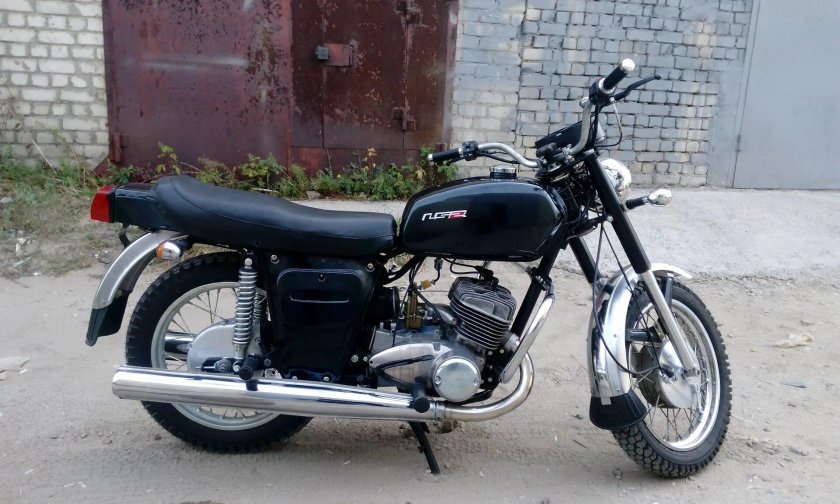 Ижпитер 4 чёрный