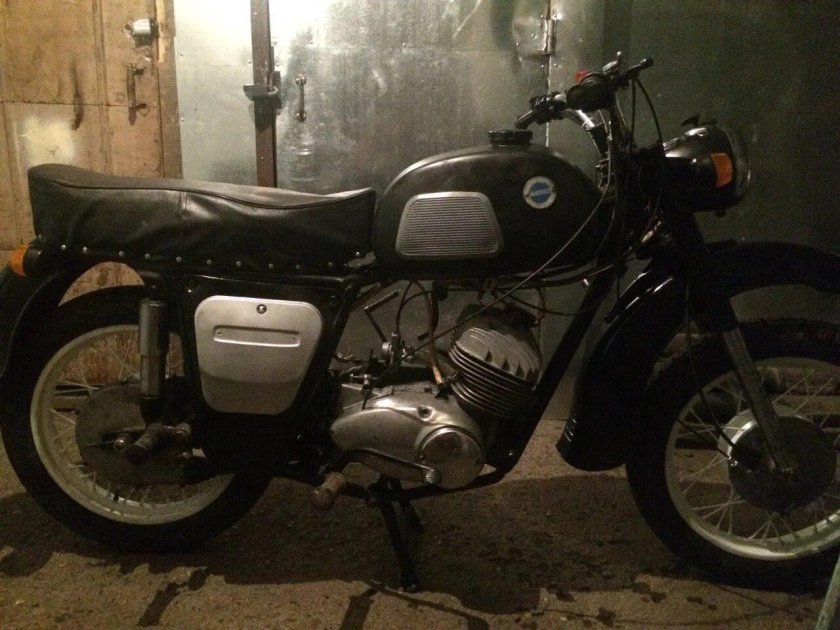 ИЖ Юпитер 3 черный