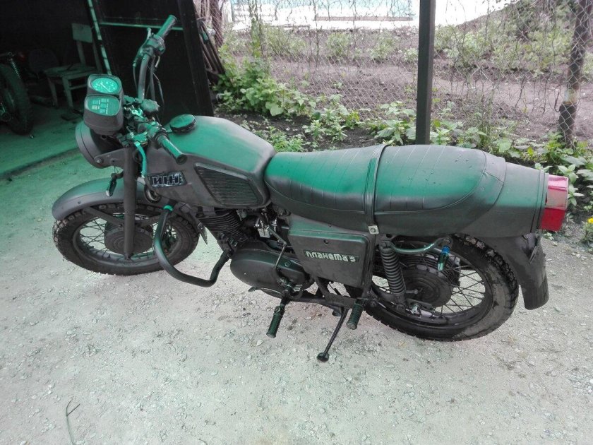 ИЖ Планета 5 черная матовая