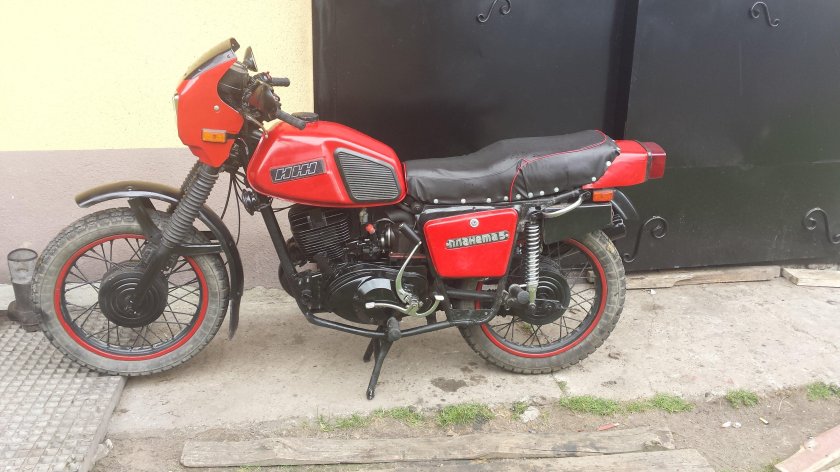 ИЖ Планета 5 черная