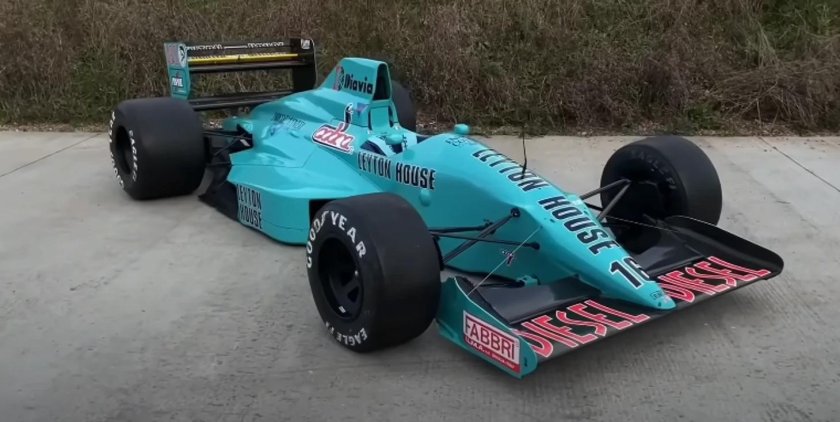 Болид формулы 1
