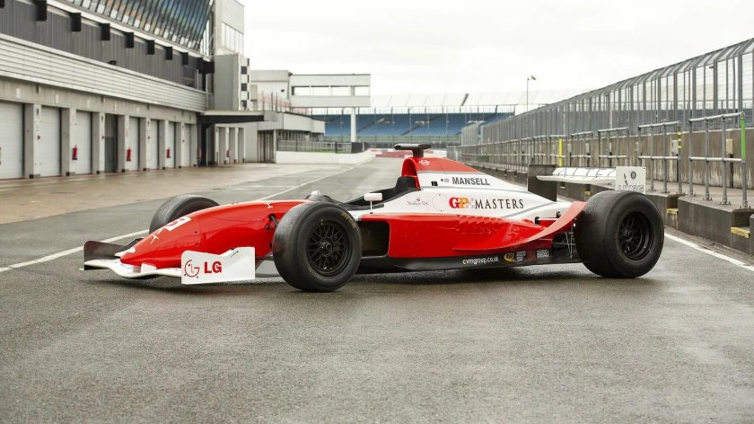 Мэнселл в кокпите ф1