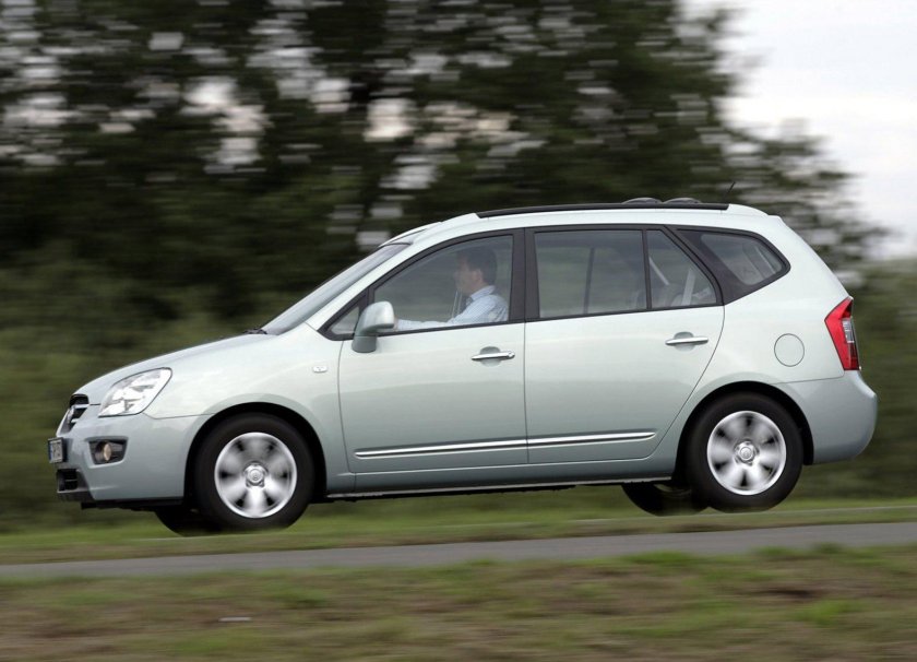 Киа Каренс 3