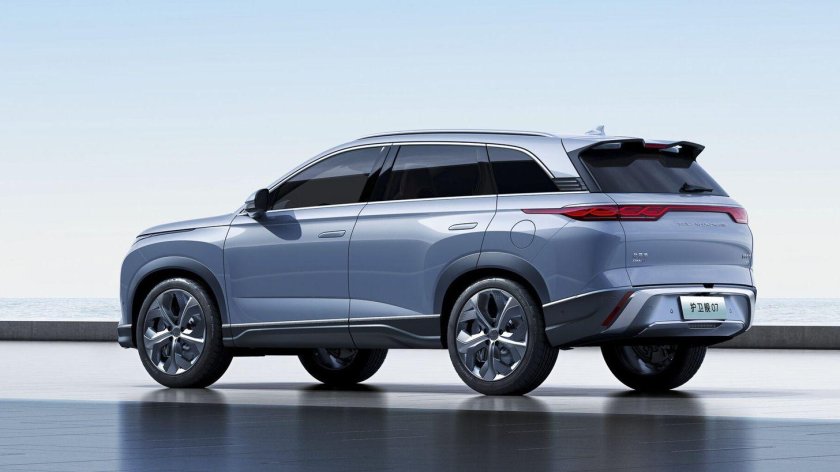 BYD Tang 2022 гибрид