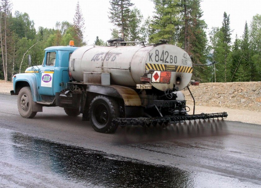 Д-251 автогудронатор