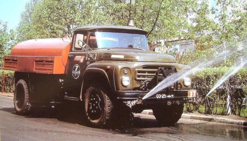 ЗИЛ 130 поливомоечный