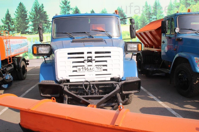 ЗИЛ 4331 поливалка