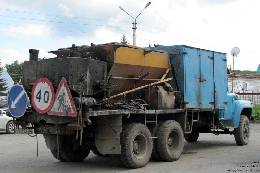 ГАЗ 53 гудронатор