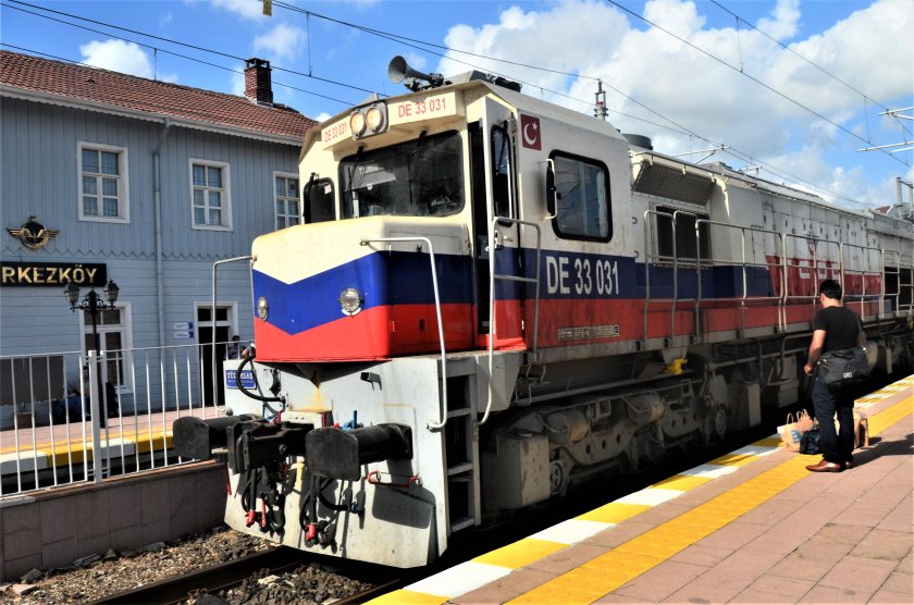 Электро дизельный Локомотив