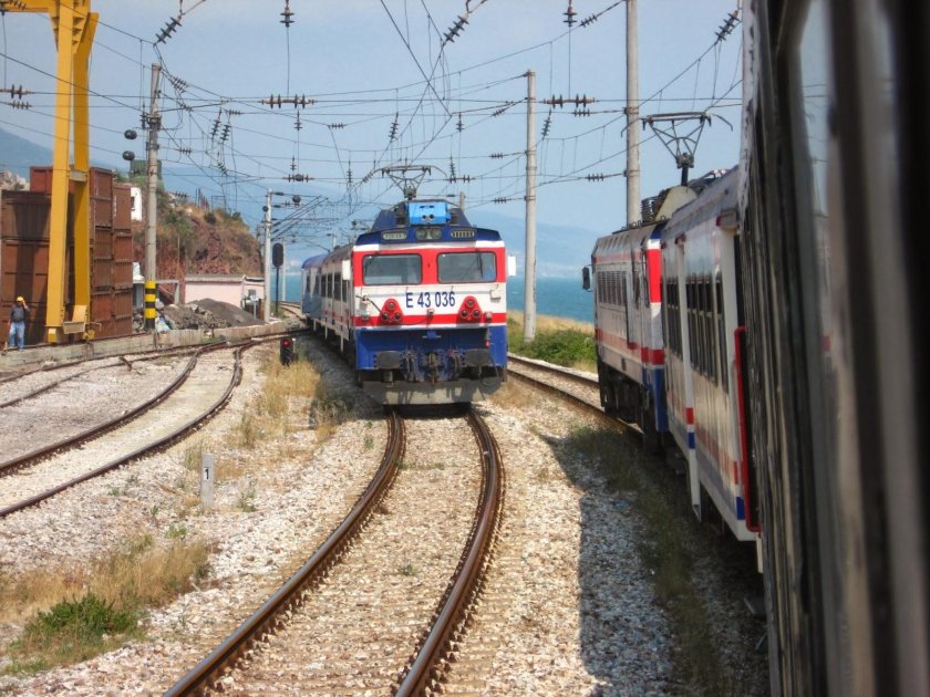 Областные поезда станции