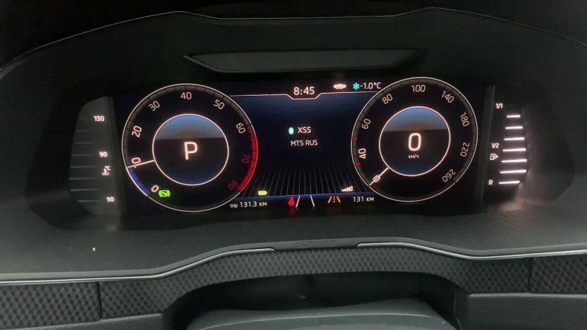 Цифровая приборная панель Шкода Суперб 3