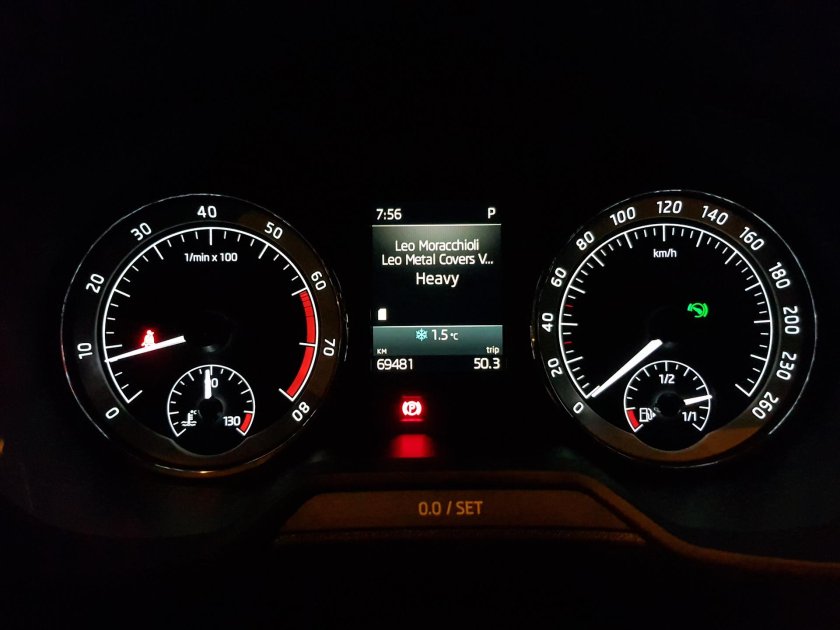 Приборная панель Октавия а5 FL