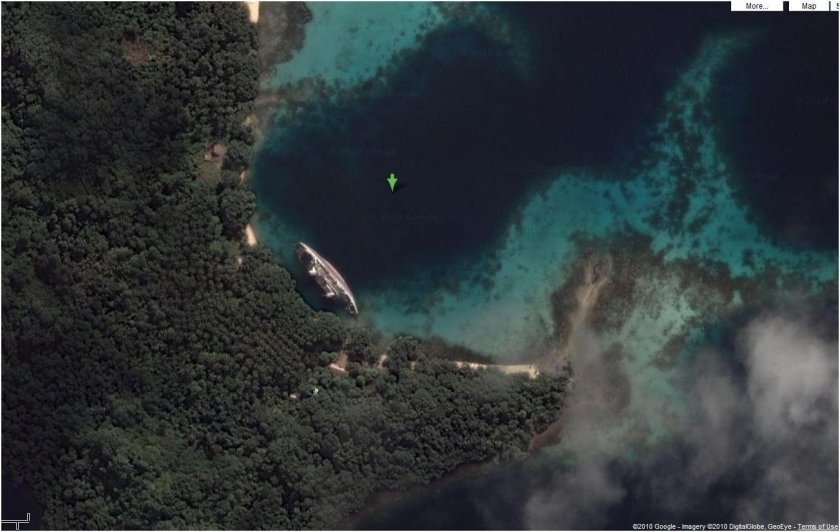 World Discoverer у Соломоновых островов