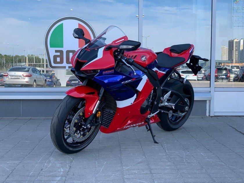 Хонда СРВ 1000рр Фаерблейд 2008г