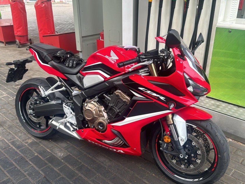 Honda cbr 650