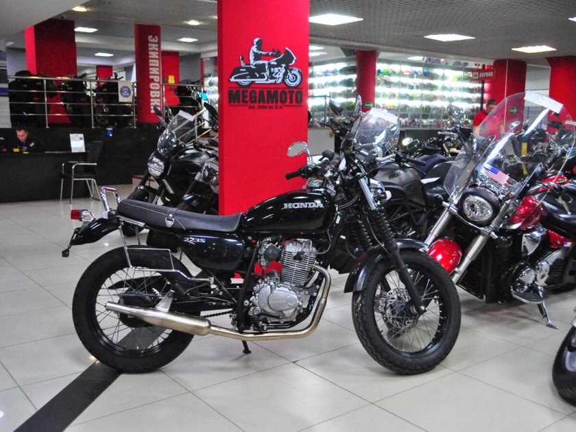 Мотоцикл honda cb