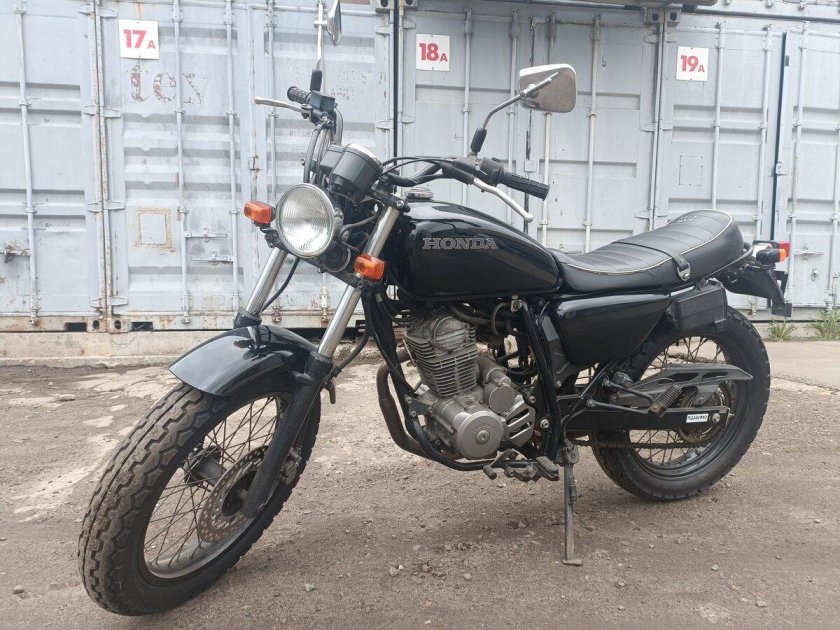 Мотоцикл honda cb