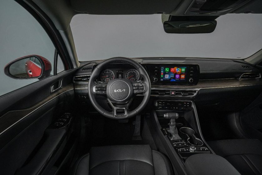 Новая Киа к5 2022