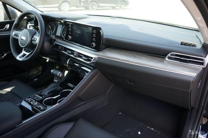 Kia k5 2022 салон