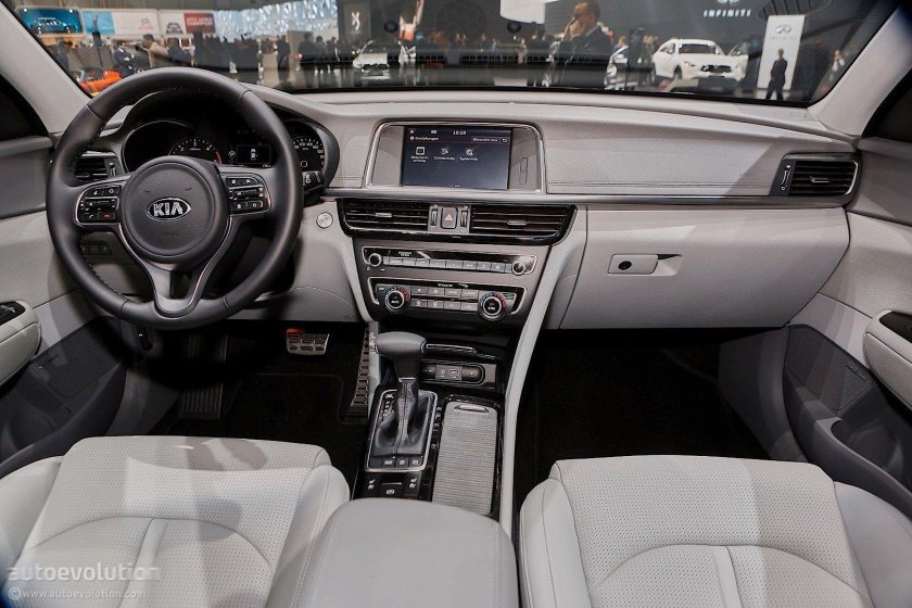 Kia Optima 2019 салон