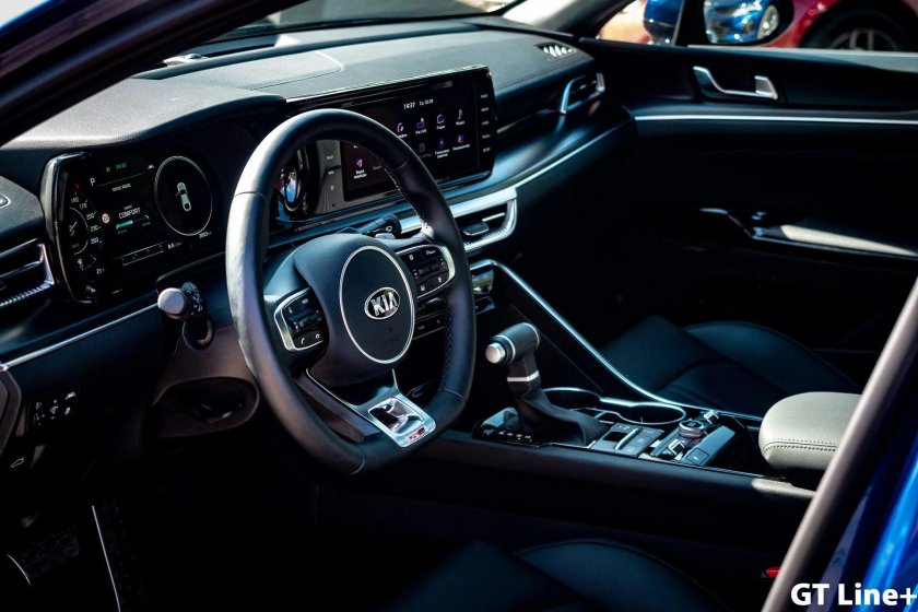 Kia k5 2022 салон