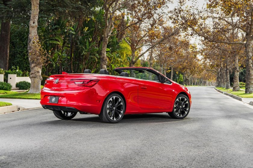 "Buick" "Cascada" "2017" of