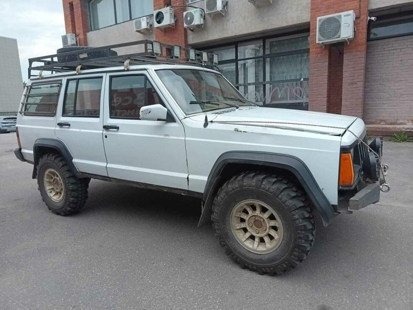 Jeep cherokee ii