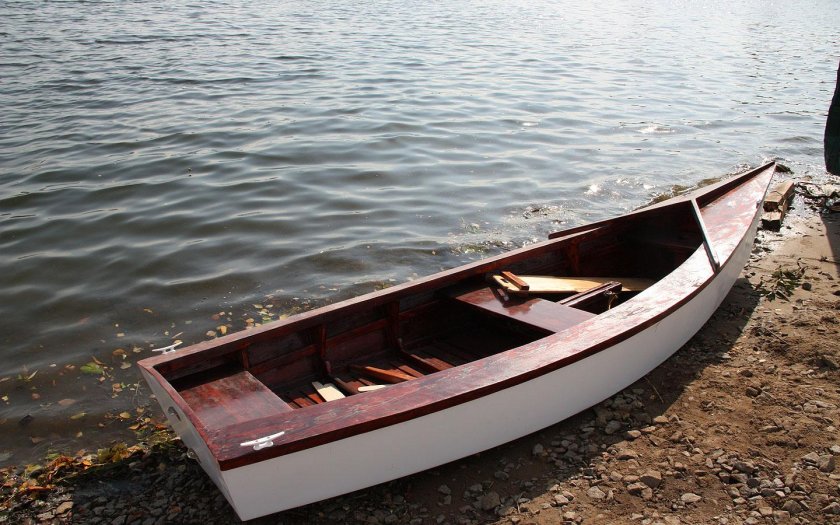 Деревянная лодка Скиф