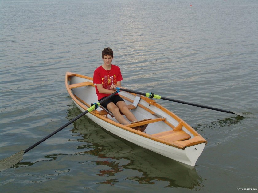 Академическая лодка Скиф