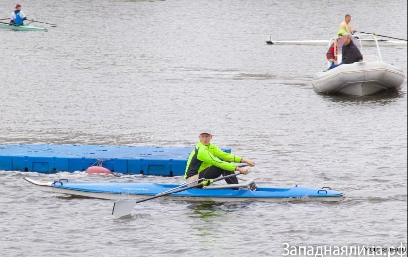 Академическая гребля учебные лодки
