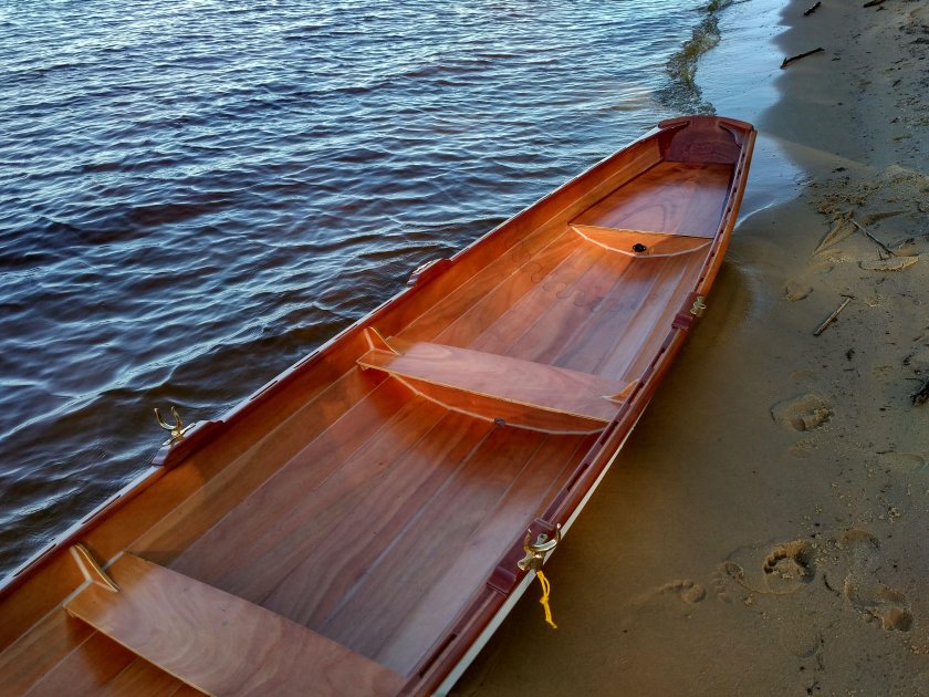 Скиф лодка для Академической гребли