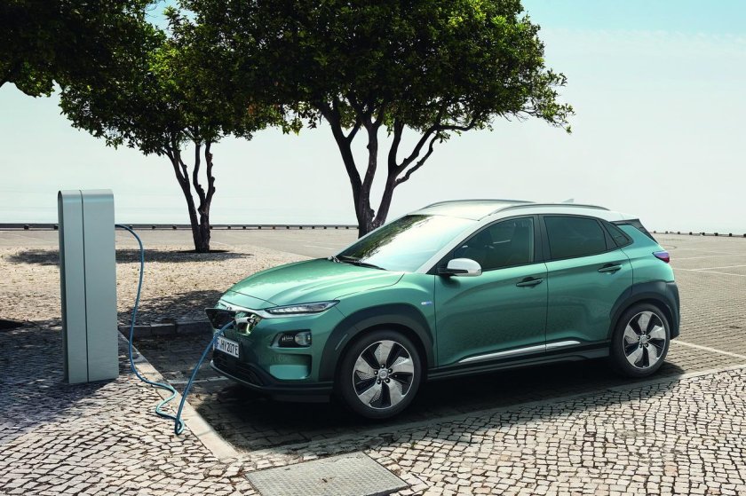 Hyundai Kona Electric фото