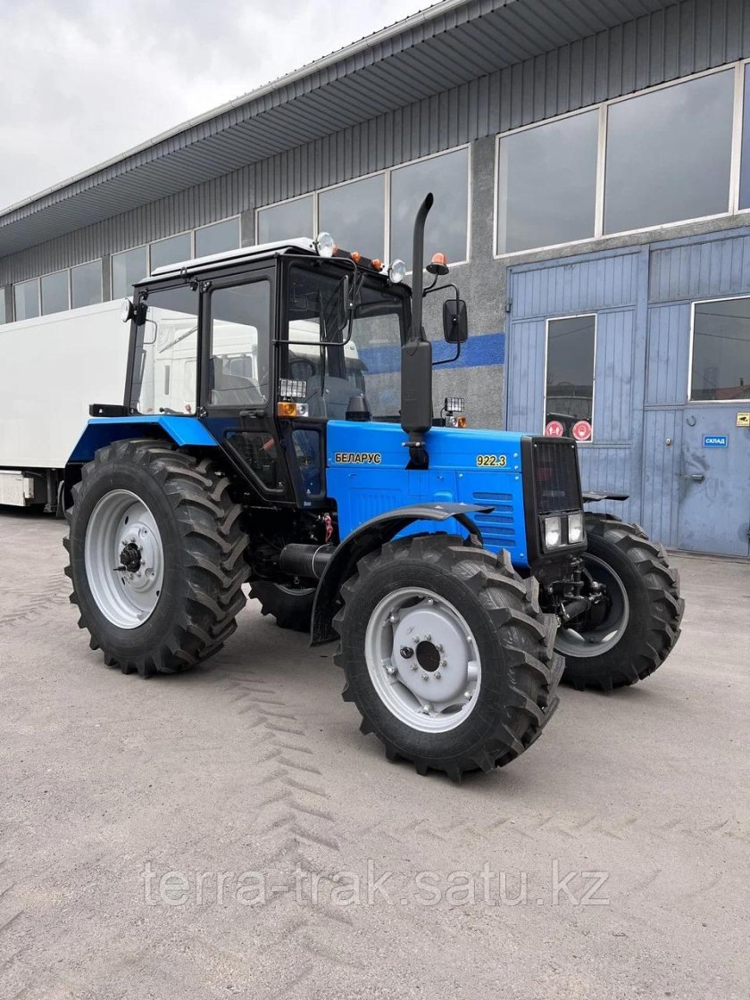 Трактор Беларус 922.3