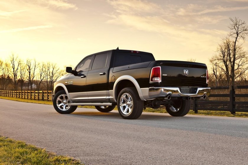 Dodge ram 1500 2013